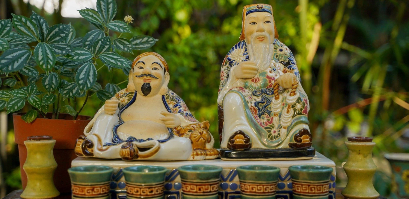 Tượng Thần Tài và Thổ Địa.png